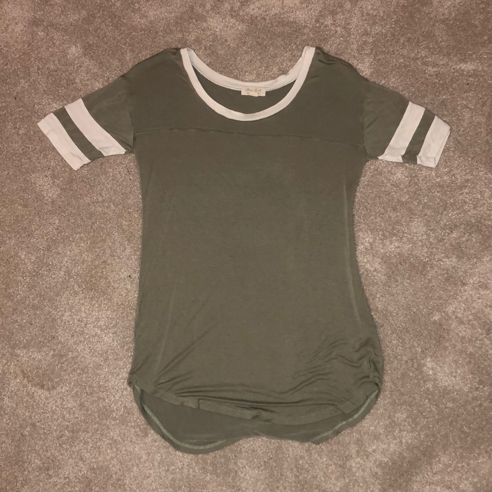 ultra flirt green tee